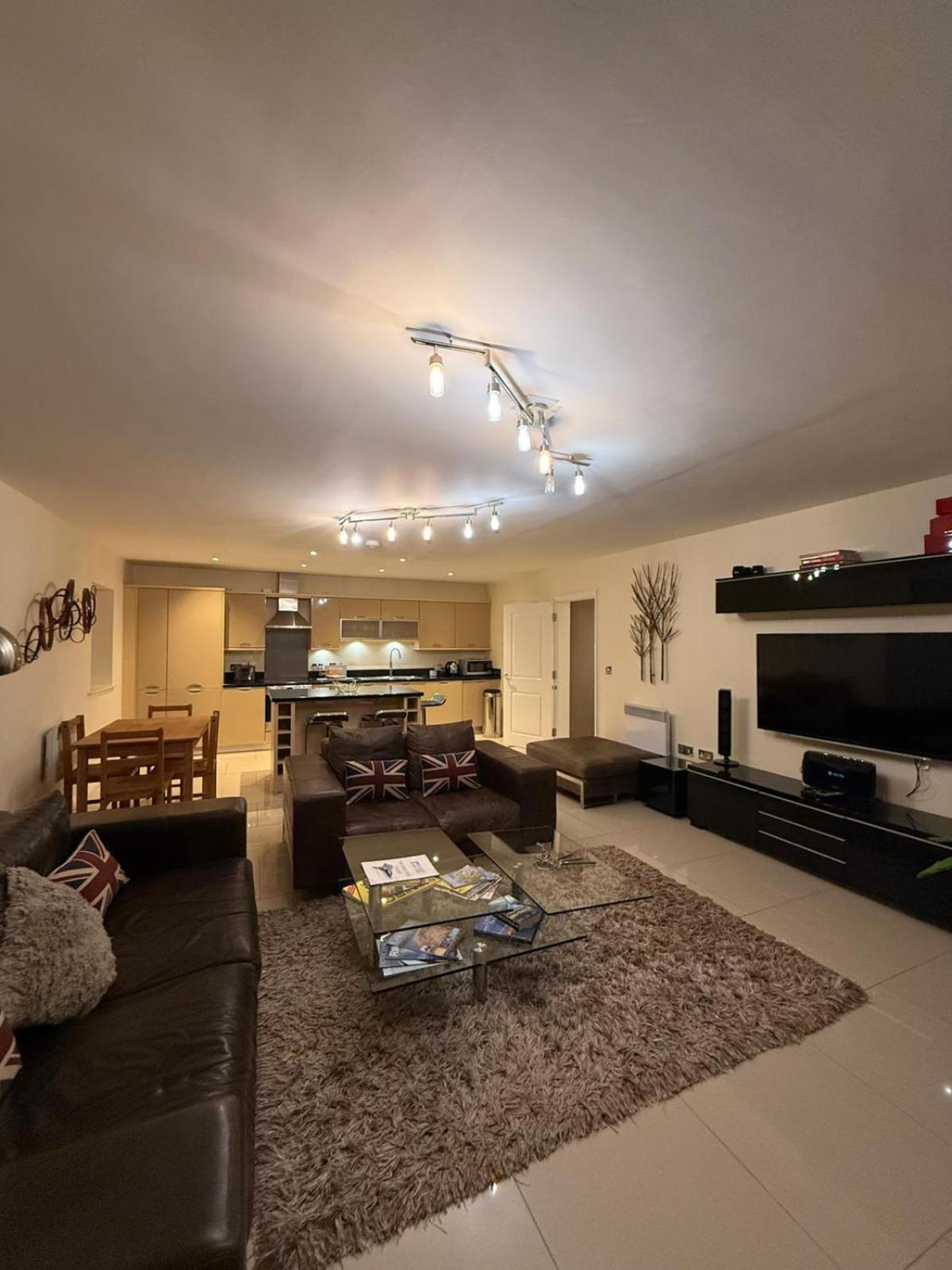 Solihull Centre Apartments ภายนอก รูปภาพ