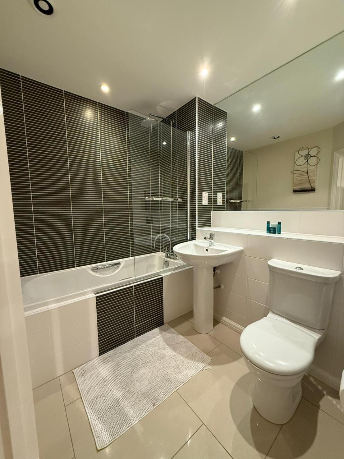 Solihull Centre Apartments ภายนอก รูปภาพ