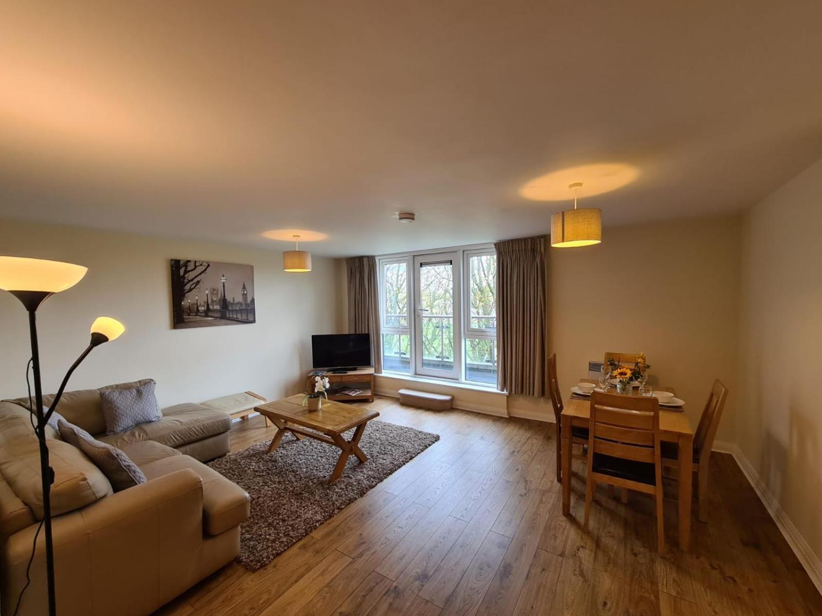 Solihull Centre Apartments ภายนอก รูปภาพ